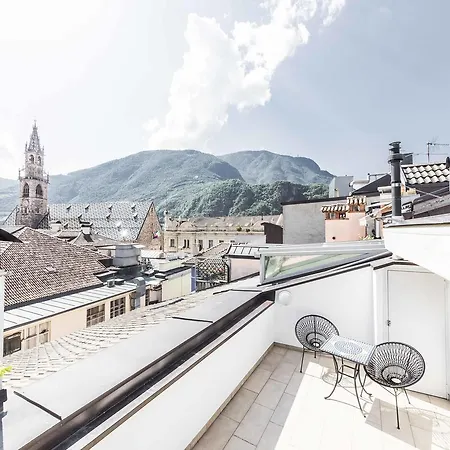 Cooper L Goethe * Bolzano