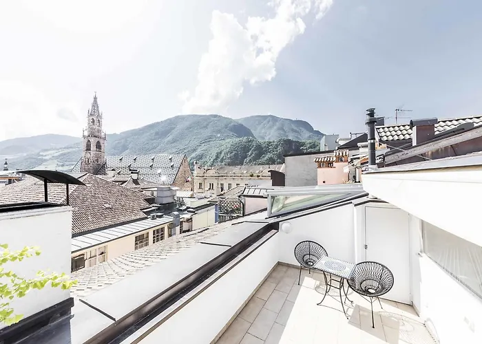 Cooper L Goethe * Bolzano